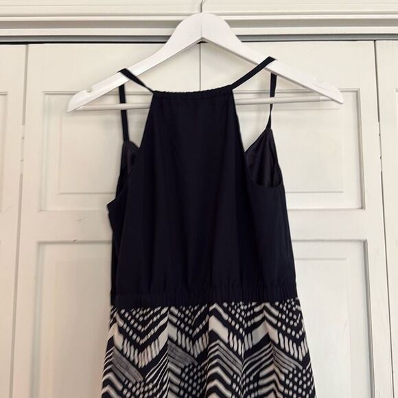 J.Crew navy and white Aztec chevron skirt halter maxi dress 4 petite - Picture 6 of 10